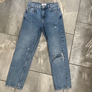 💙 We The Free distressed jeans size 26 high waisted